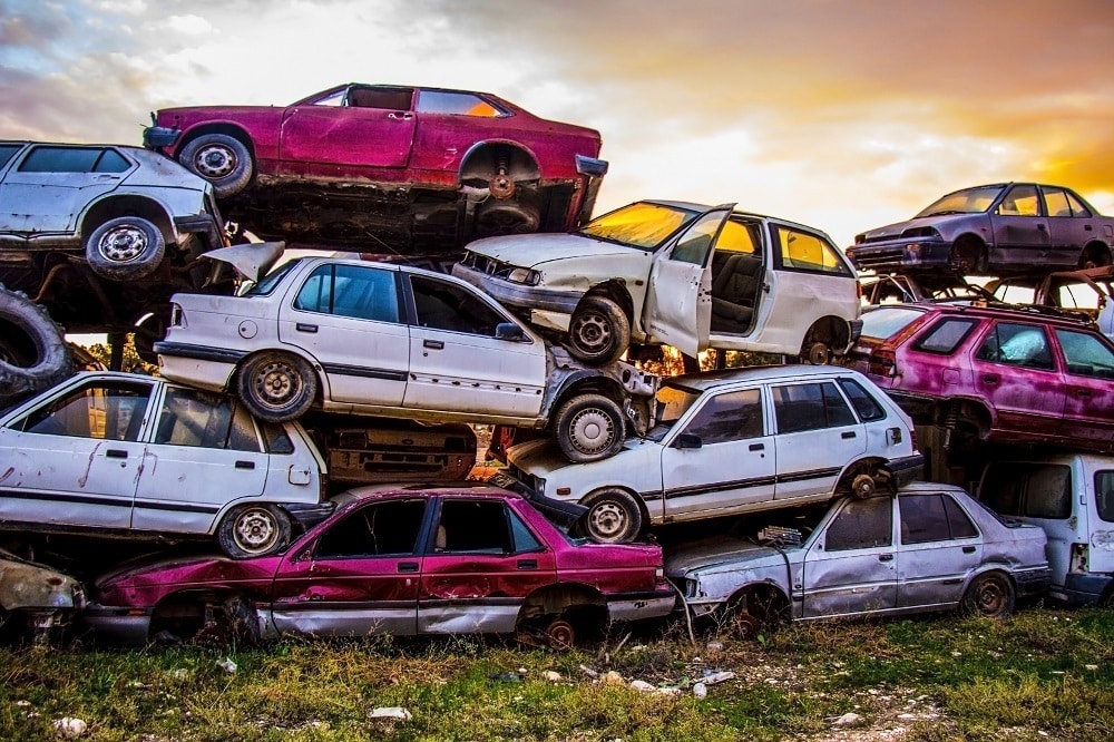 How to Scavenge at a Car Junk Yard for Used Parts