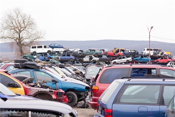 The Advantages of Toyota Salvage Yards